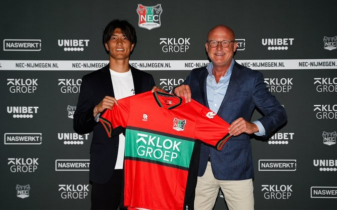 也展现了两 也展现了两