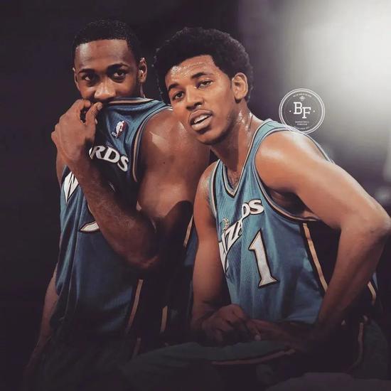 六人轮值 六人轮值